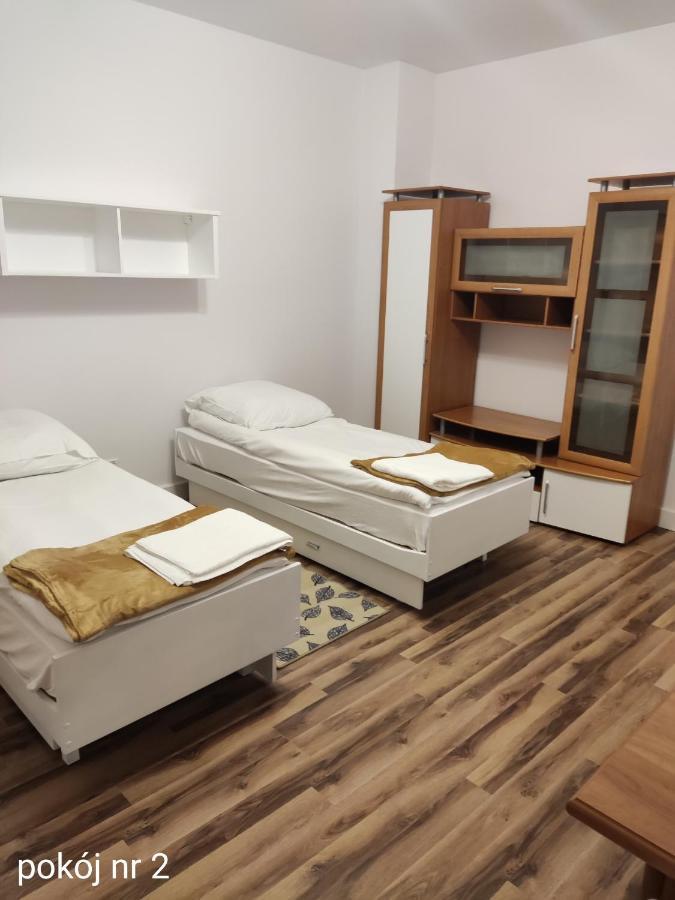 Mieszkanie Blisko Targow Poznanskich Apartamento Exterior foto